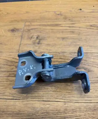 Opel Vivaro Front door upper hinge 604005400R 93450652