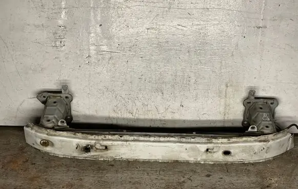 Volvo C30 Front bumper cross member