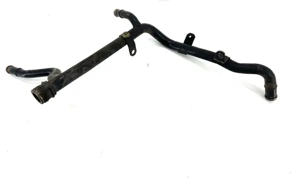 Volkswagen PASSAT B6 Engine coolant pipe/hose 03G121065H