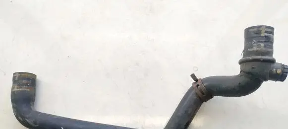 Volvo V50 Engine coolant pipe/hose
