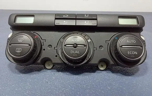 Volkswagen PASSAT B6 Climate control unit