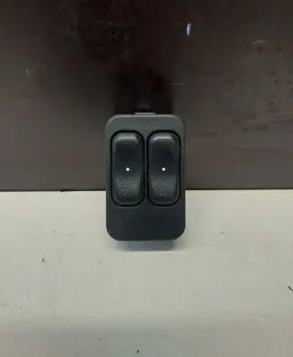 Opel Zafira A Electric window control switch 13363201 90561088