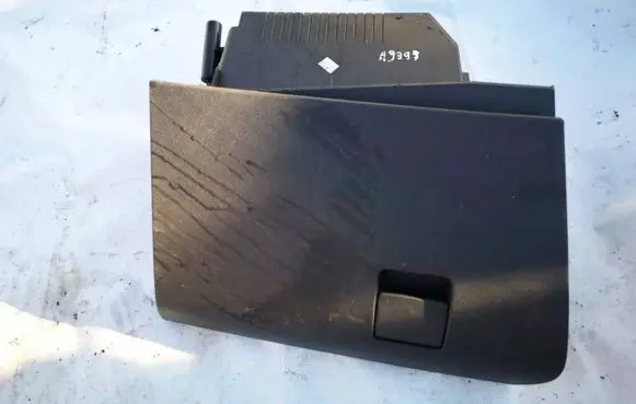 Opel Astra H Glove box 13191459