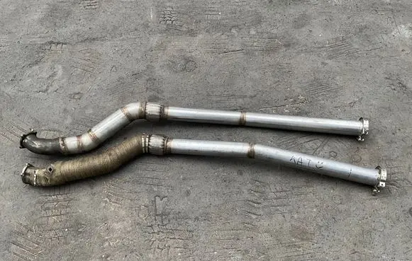 Audi RS6 C6 Exhaust gas pipe 