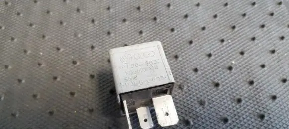 Volkswagen Polo IV 9N3 Other relay 191906383C V23134-B55-X216
