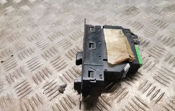 Volvo S60 Electric window control switch 30746075