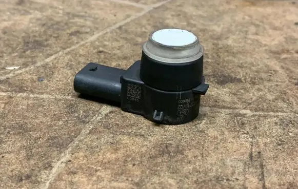 Mercedes-Benz C W204 Parking PDC sensor A2125420018