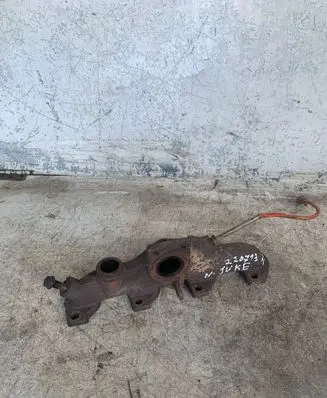 Nissan Juke I F15 Exhaust manifold