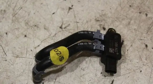 Audi A4 S4 B9 Exhaust gas pressure sensor 057906051B 1118317715