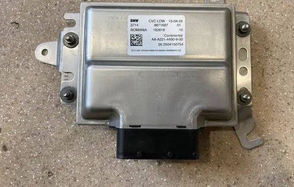 BMW 5 G60 G61 Suspension control unit/module 8871687