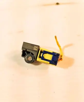 Hyundai Tucson TL Airbag deployment crash/impact sensor 95920B4000