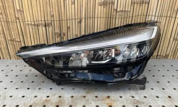 Honda HR-V Headlight/headlamp