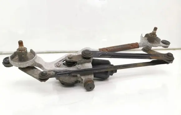 KIA Rio Front wiper linkage and motor 981101w000 035418880