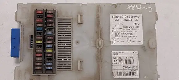 Ford S-MAX Fuse module 28110779 LTQF01125TP 3659AF01125TP
