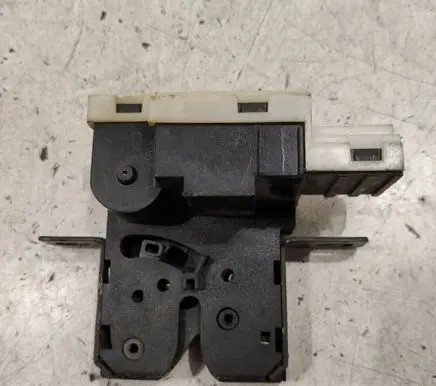 Renault Laguna II Tailgate window lock/catch/latch 8200000894