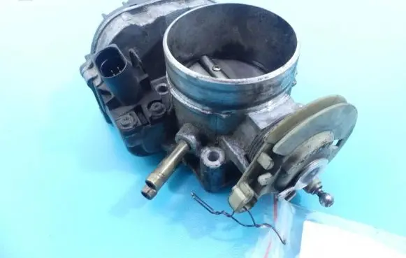 Audi A4 S4 B5 8D Throttle body valve 078133063AM IMPRK1147113