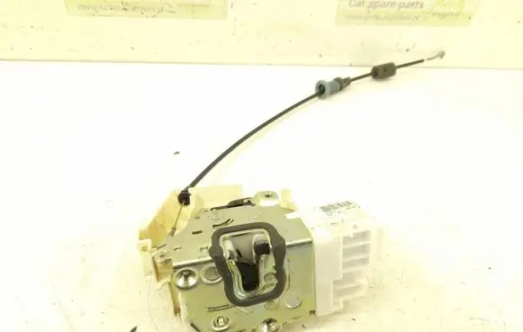 Mercedes-Benz ML W164 Front door lock 1697202835 1697204435