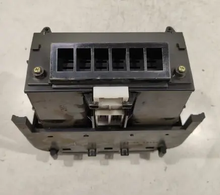 Nissan X-Trail T30 Glove box 68108EQ400