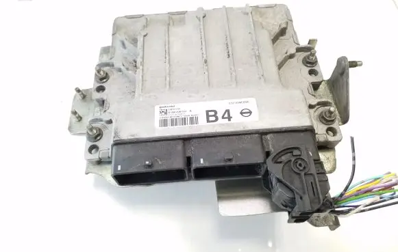 Nissan Qashqai Engine control unit/module 237104ED0C S180206103