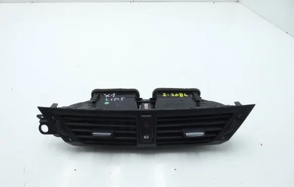 BMW X1 E84 Dash center air vent grill 64222991681 2991681 1780404
