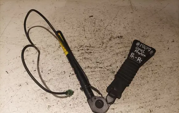 Opel Astra G Front seatbelt 24404441 R9993022347