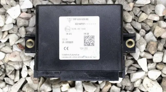 Porsche Panamera (971) GPS navigation control unit/module 7PP035620DQ 4C2146PDY