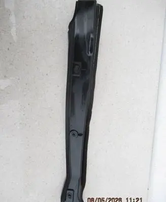 Lexus UX Fender foam support/seal 08052026