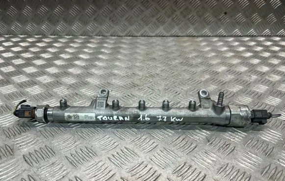 Volkswagen Touran II Fuel main line pipe 03L130089B