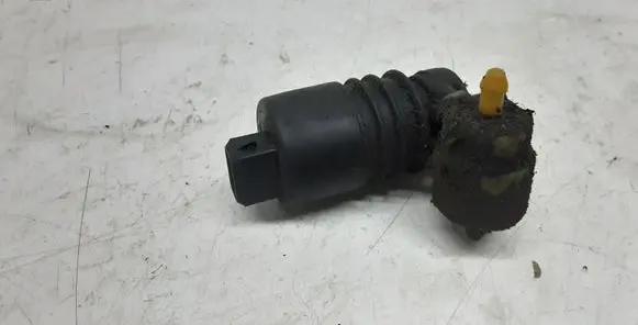 Volkswagen Transporter - Caravelle T4 Windscreen/windshield washer pump