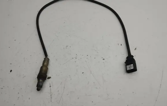 Volkswagen Golf VIII Lambda probe sensor 04E906262CS
