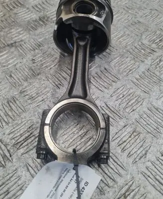 Audi A4 S4 B8 8K Piston 