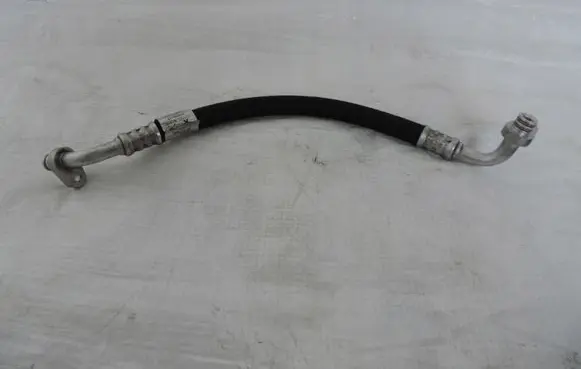 Opel Corsa F Air conditioning (A/C) pipe/hose 39185241