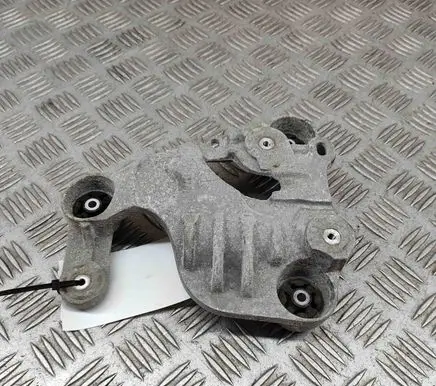 Tesla Model 3 A/C compressor mount bracket 111071100G