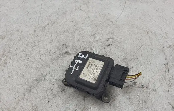 Volkswagen Golf IV Air flap motor/actuator 1J1907511C