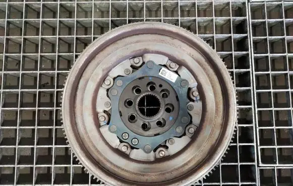 Skoda Superb B8 (3V) Flywheel 06K105266AC