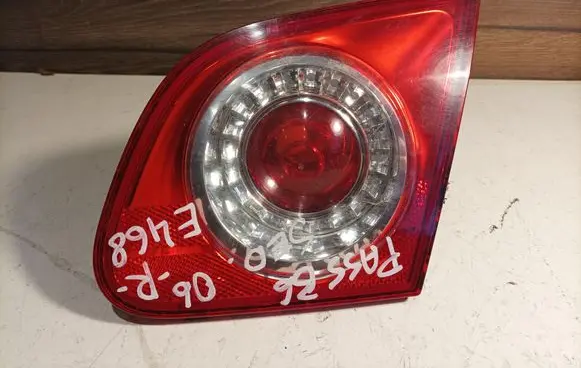 Volkswagen PASSAT B6 Tailgate rear/tail lights