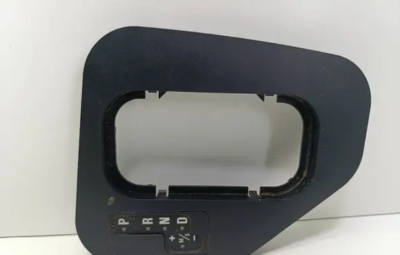 BMW 5 E39 Gear shifter surround trim plastic 8256275