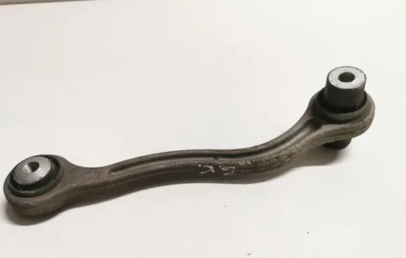 Rear control arm