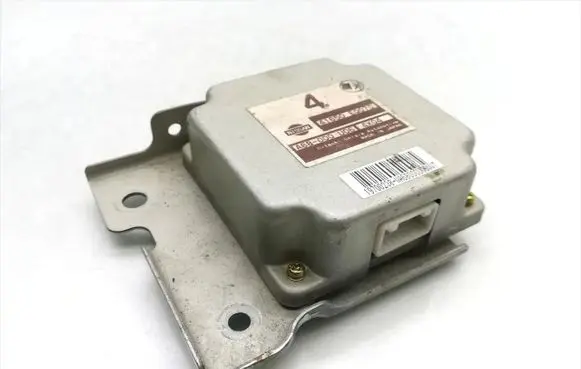 Nissan X-Trail T30 Gearbox control unit/module 41650-EQ070