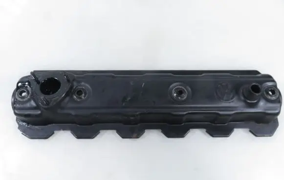 Volkswagen Transporter - Caravelle T4 Rocker cam cover 074103360A