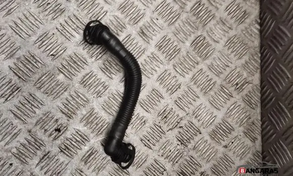 Volkswagen PASSAT B7 Breather hose/pipe 03l103493ae