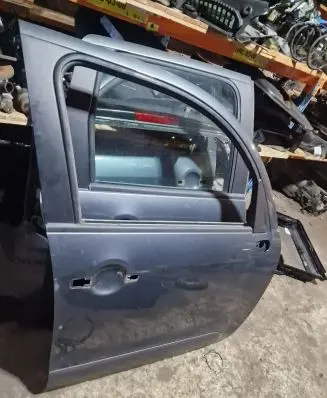 Citroen C3 Picasso Front door