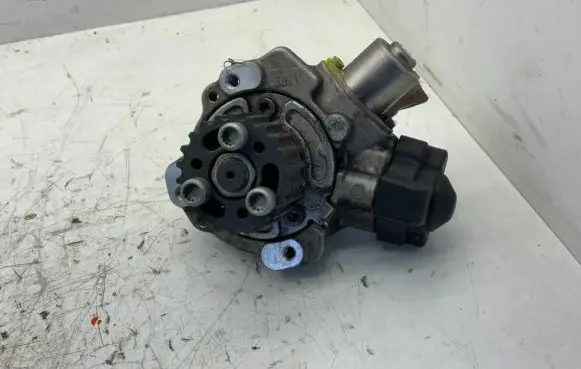 Seat Ibiza IV (6J,6P) Fuel injection high pressure pump 03P130755 28260092 0007122GFR