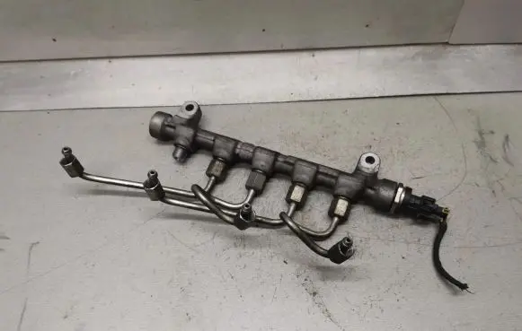 KIA Ceed Fuel main line pipe 0445214181 314002A420 0281002863