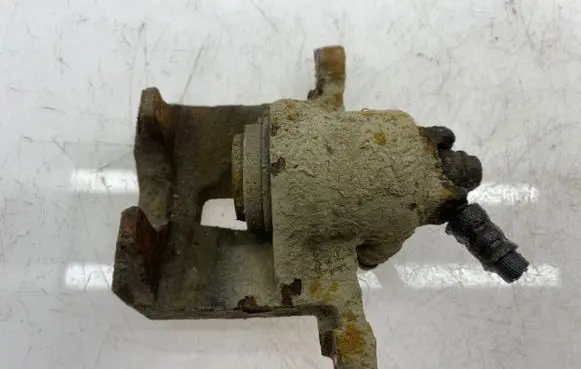 Subaru Forester SG Rear brake caliper