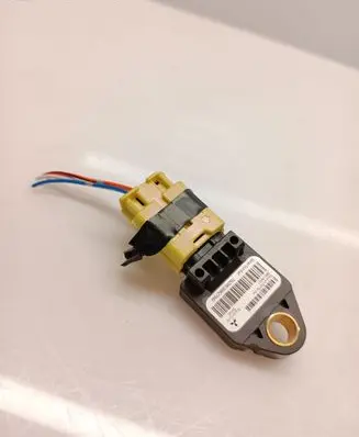 Citroen C-Crosser Airbag deployment crash/impact sensor 8651A001 39754C