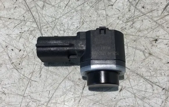 Renault Trafic III (X82) Parking PDC sensor 284429097R 303957 1302210505