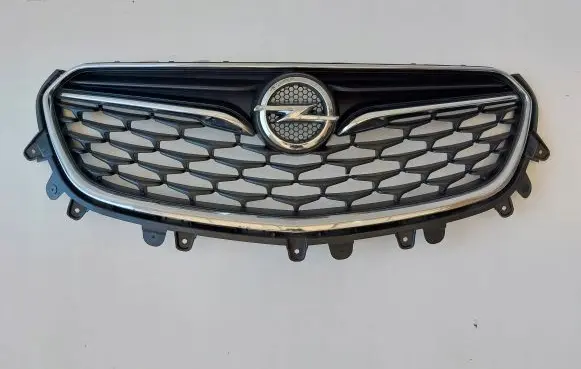 Opel Mokka X Front bumper upper radiator grill 475498858