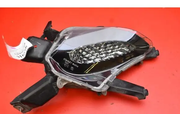 Mazda MX-5 NA Miata Rear/tail lights ND1F51660
