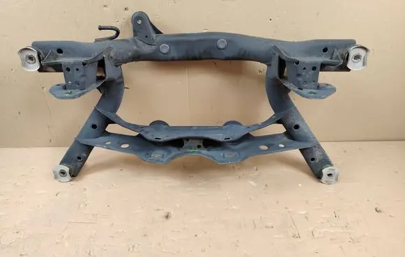 Volkswagen PASSAT B8 Rear subframe 5N0505285D 3Q0505235AB